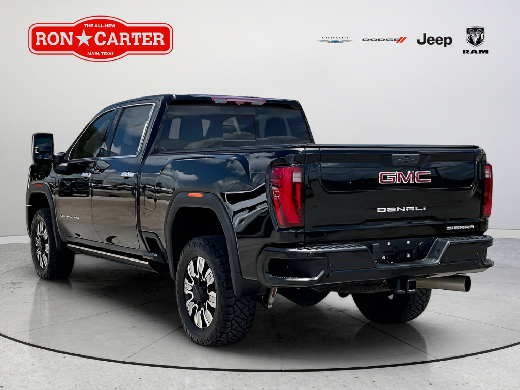 Used 2024 GMC Sierra 3500 Denali w/ Denali Reserve Package AWD/4WD image 4