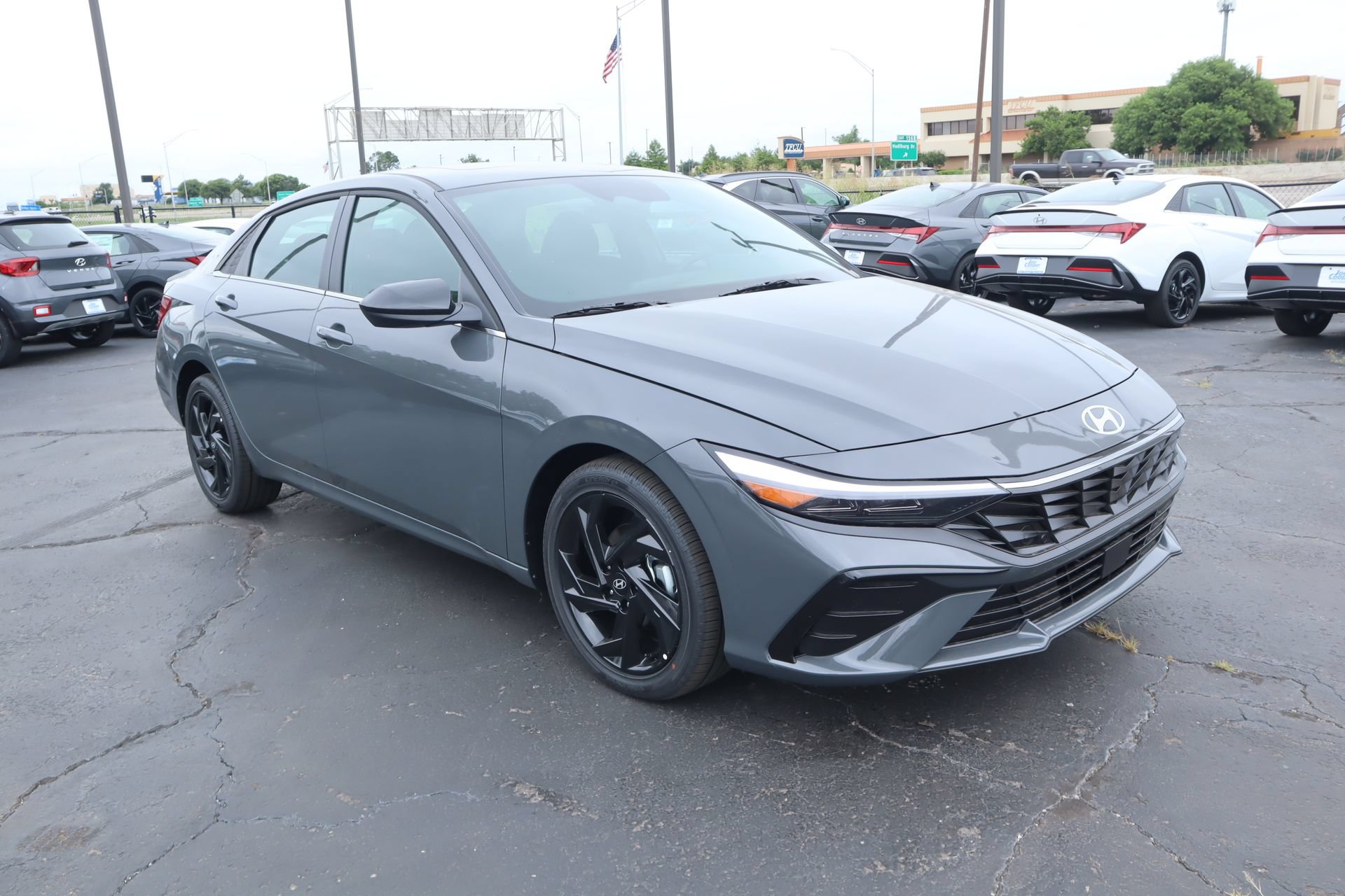 New 2026 Hyundai Elantra SEL Sport Premium
