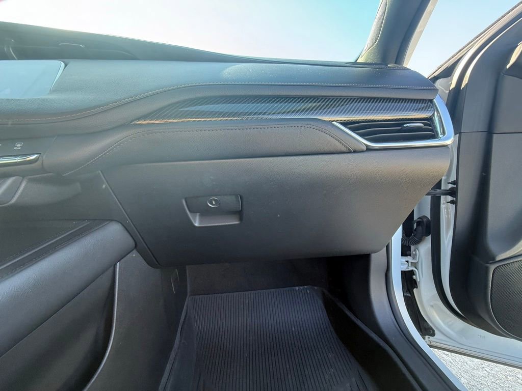 Used 2023 Cadillac XT4 Sport FWD image 31