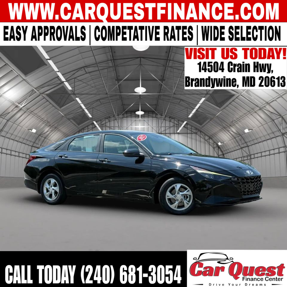 Used 2022 Hyundai Elantra SE image 1