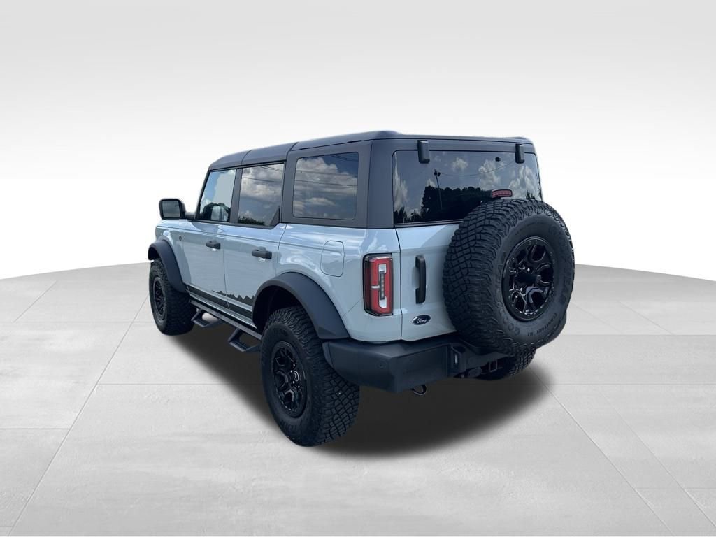 Used 2024 Ford Bronco Wildtrak image 2