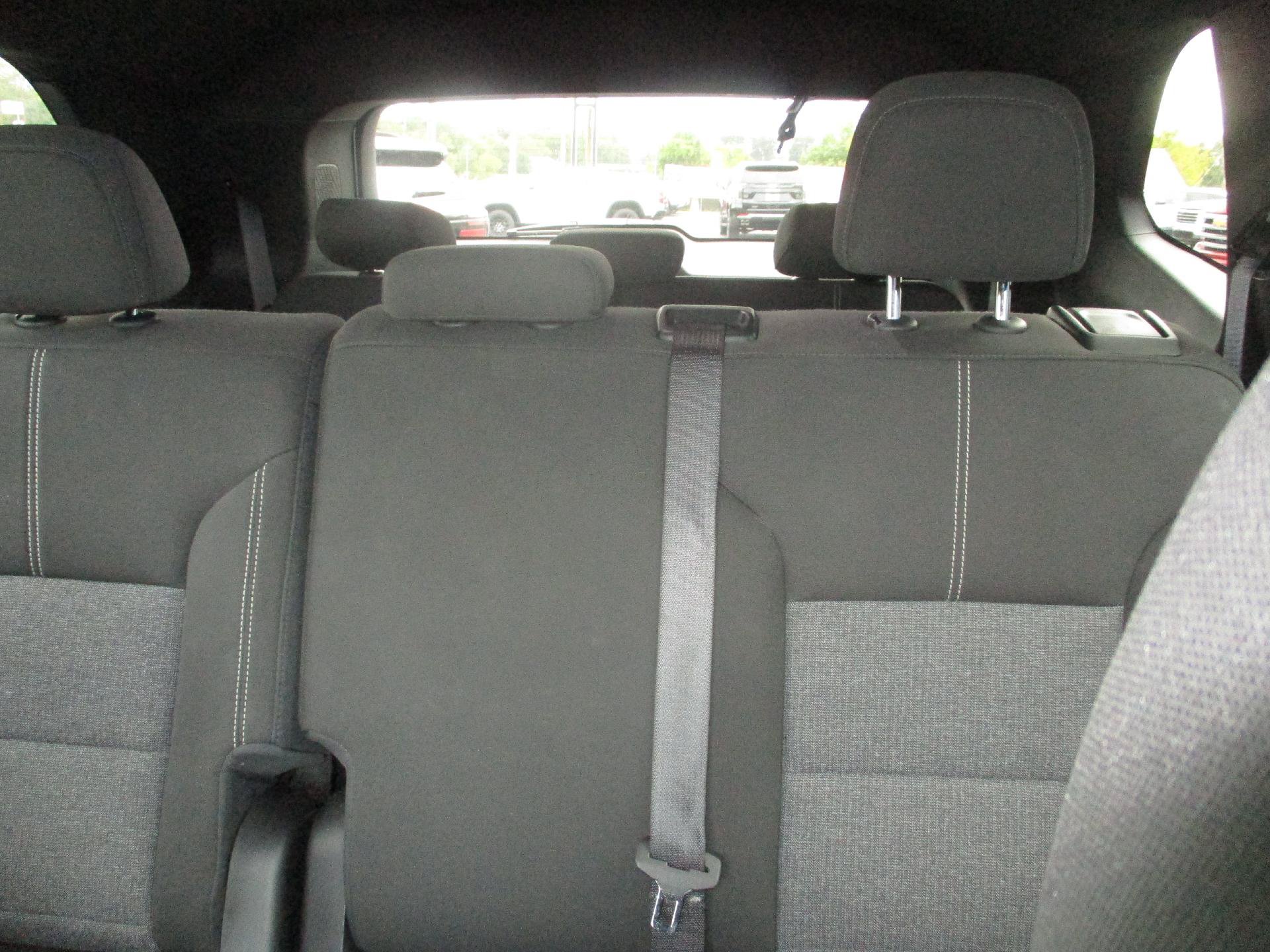 Used 2025 GMC Acadia Elevation FWD image 16