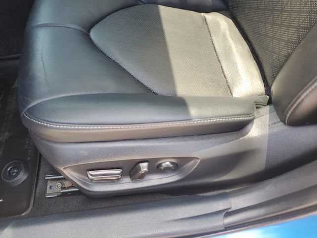 Used 2020 Toyota Camry XSE w/ Navigation Package FWD image 19