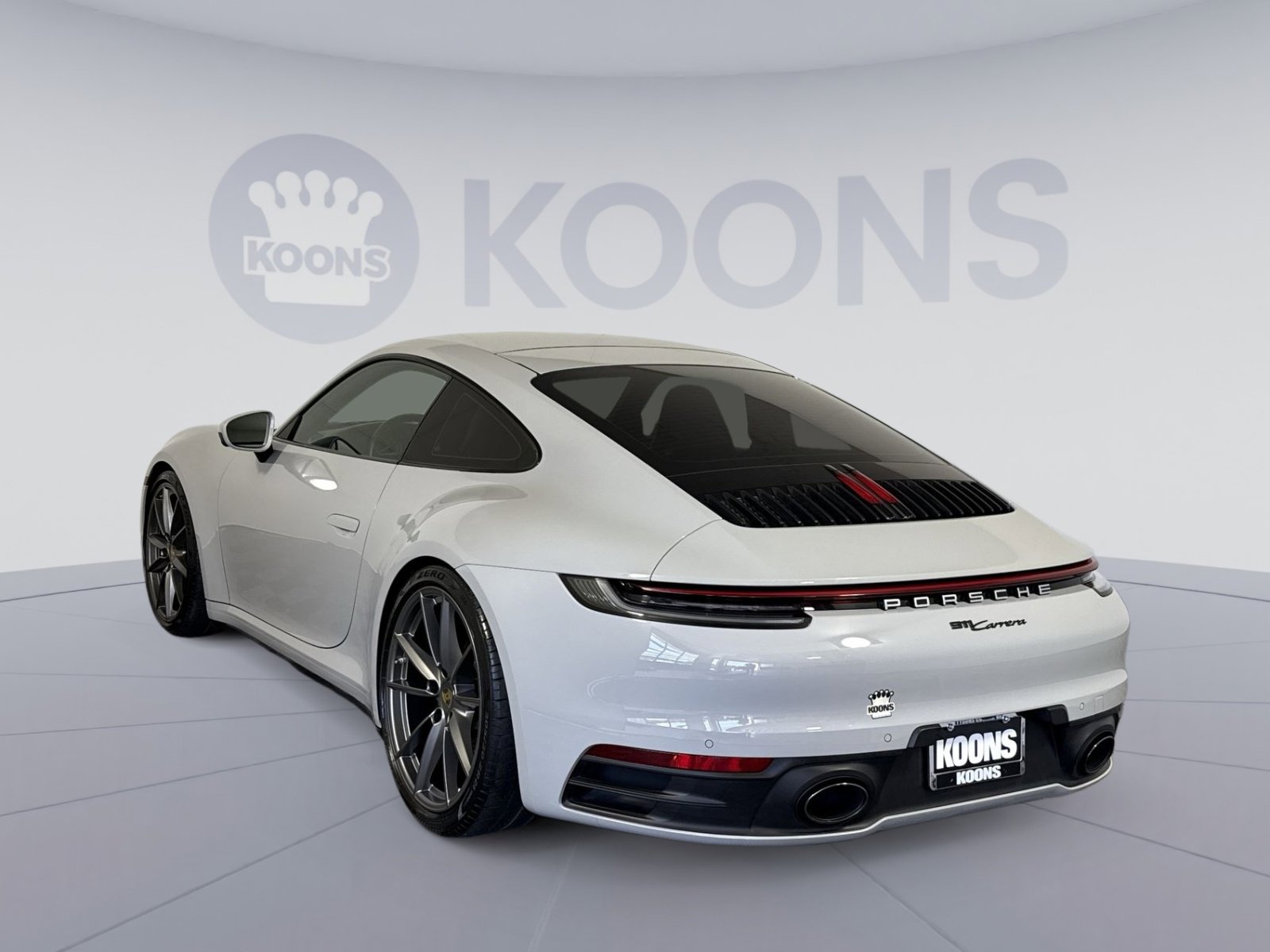 Used 2021 Porsche 911 Carrera RWD image 4