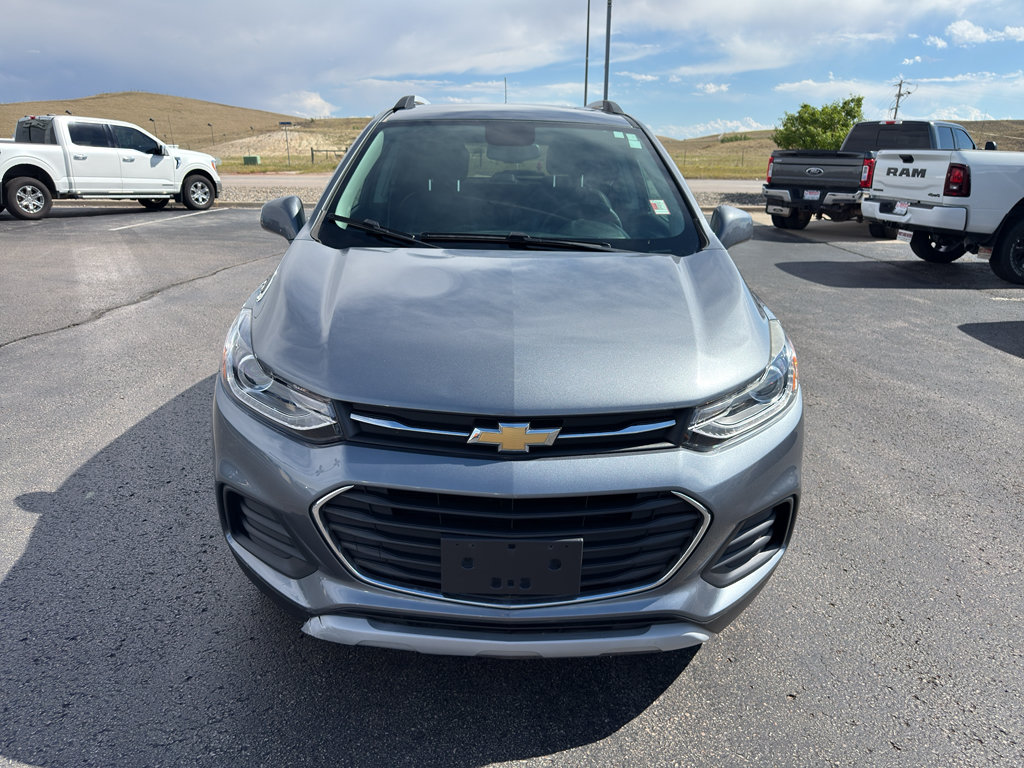 Used 2019 Chevrolet Trax LT w/ LT Convenience Package AWD/4WD image 2