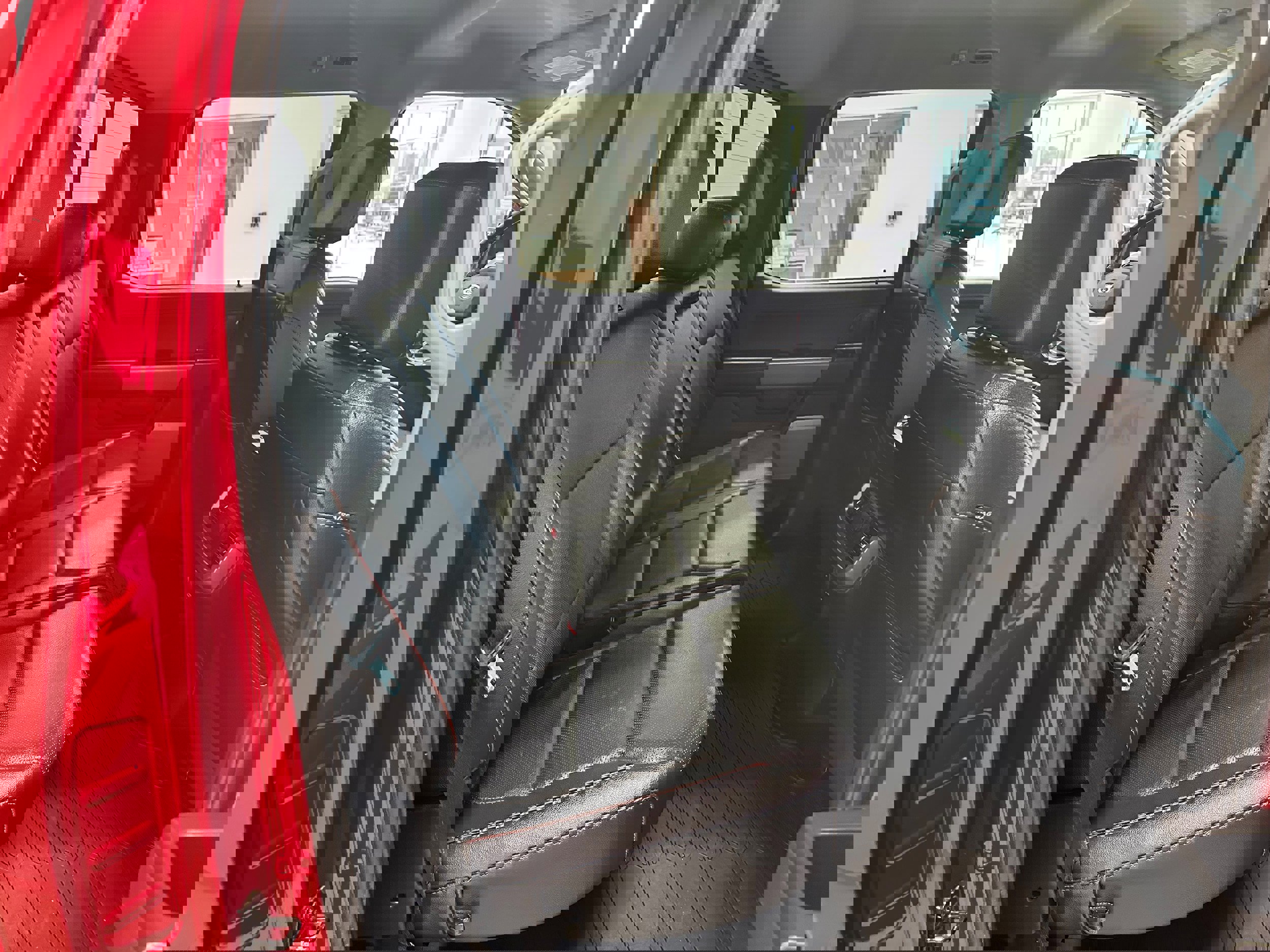 Used 2022 Ford F150 Lariat image 14