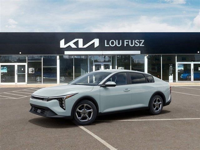 New 2026 Kia K4 FWD image 3