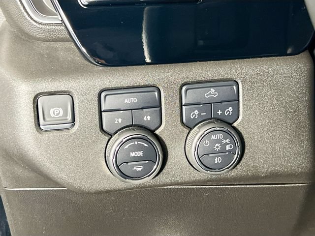 Used 2024 Chevrolet Silverado 1500 RST AWD/4WD image 18