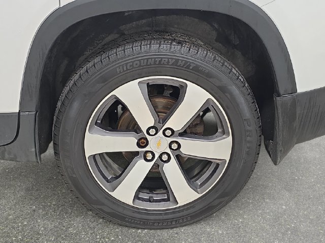 Used 2021 Chevrolet Traverse LT w/ LT Premium Package AWD/4WD image 33