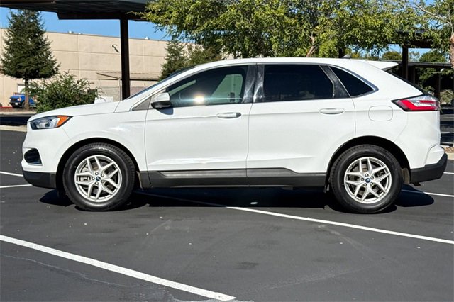 Used 2022 Ford Edge SEL image 9