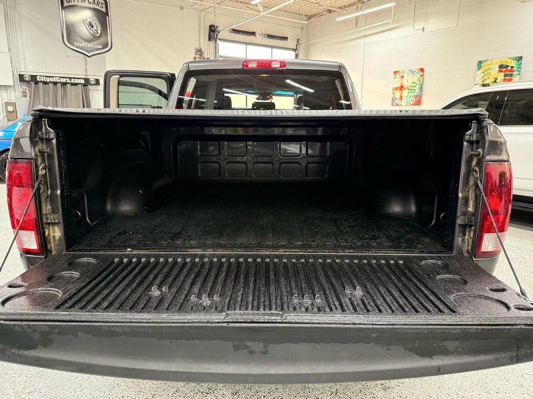 Used 2015 RAM 1500 ST w/ SXT Appearance Group image 29