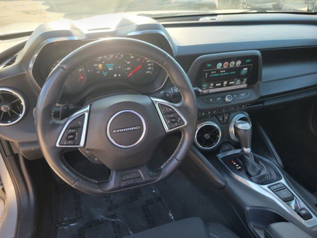 Used 2017 Chevrolet Camaro SS image 14