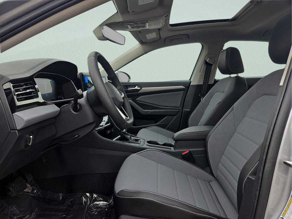 New 2026 Volkswagen Jetta SE image 16