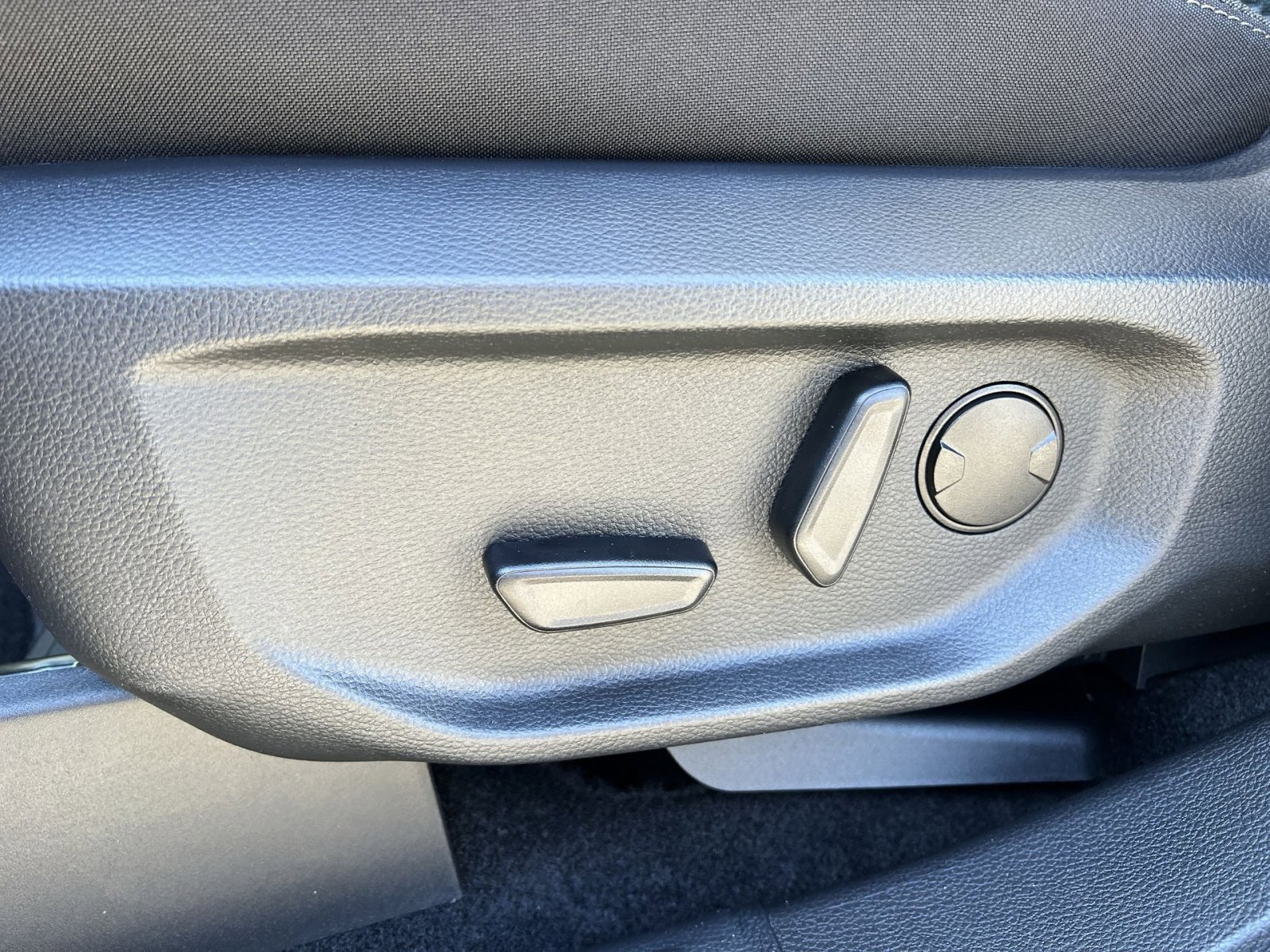 New 2025 Ford Ranger XLT w/ Equipment Group 301A High image 14