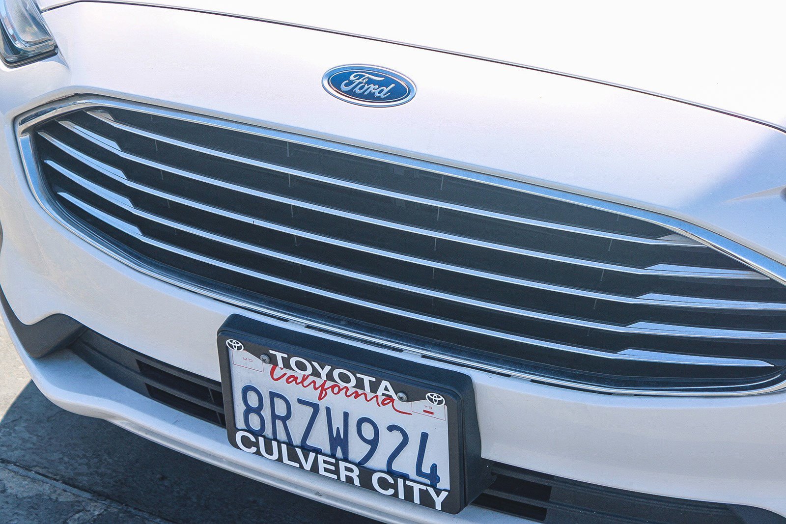 Used 2020 Ford Fusion SE image 6