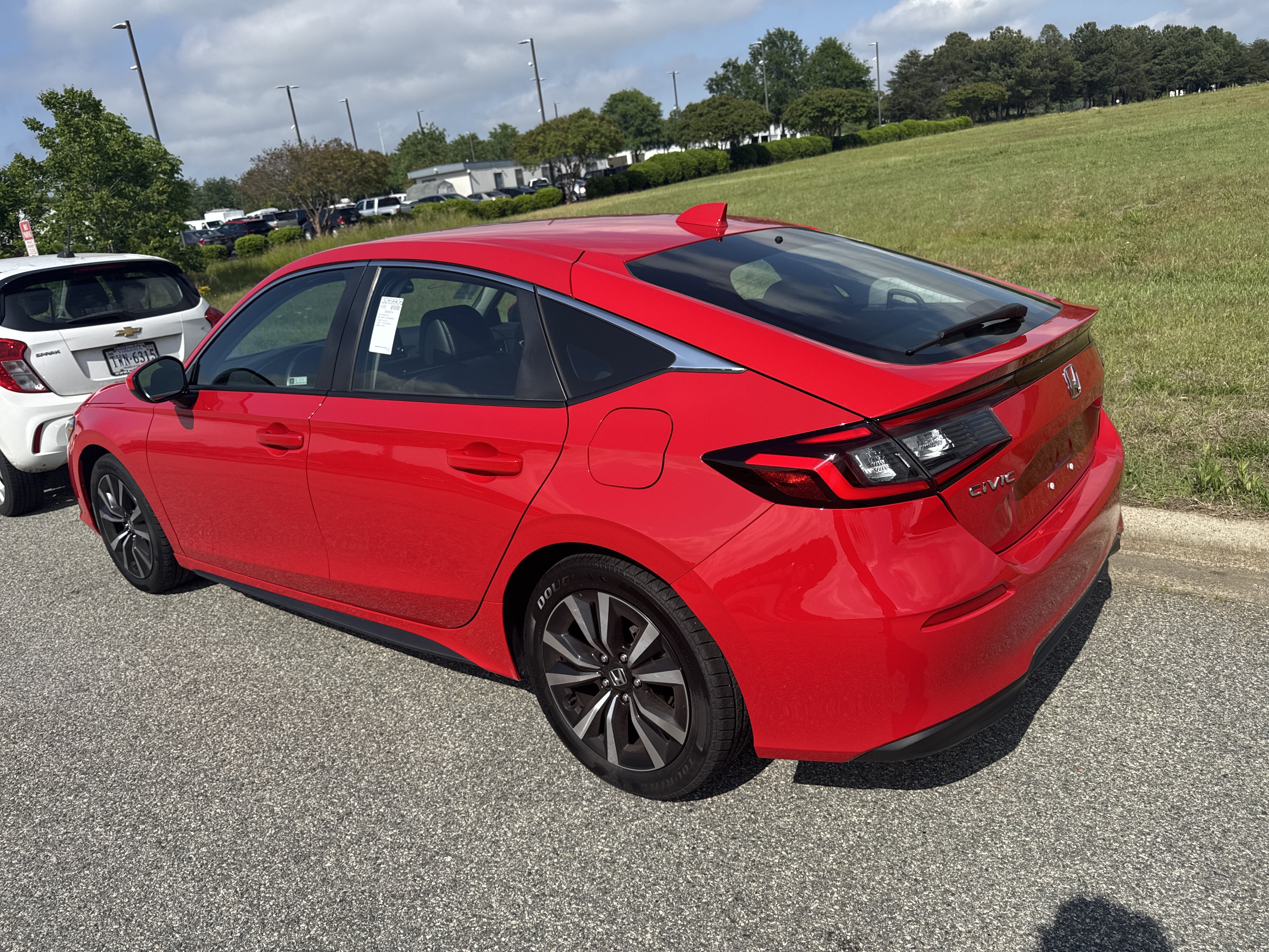 Used 2024 Honda Civic EX-L image 8