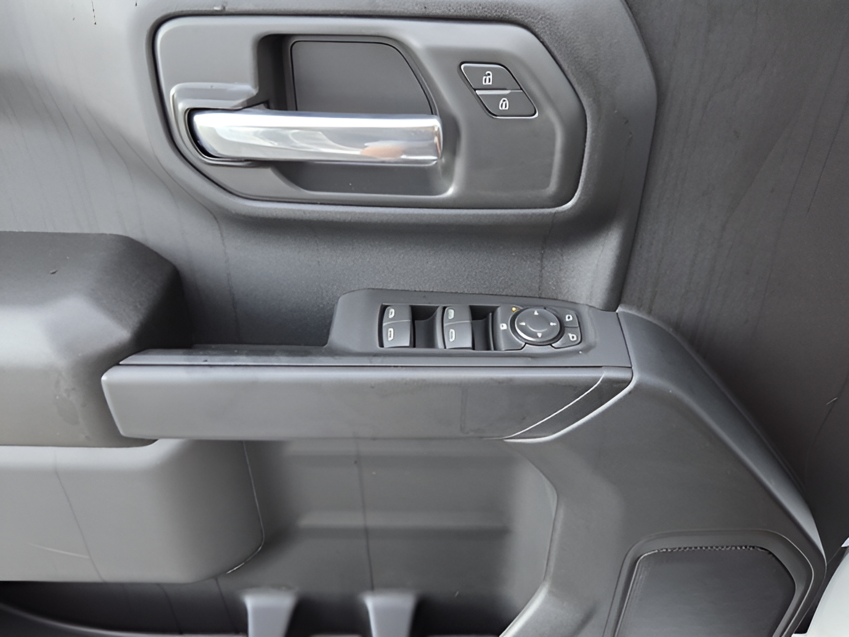 New 2026 Chevrolet Silverado 1500 Custom AWD/4WD image 27