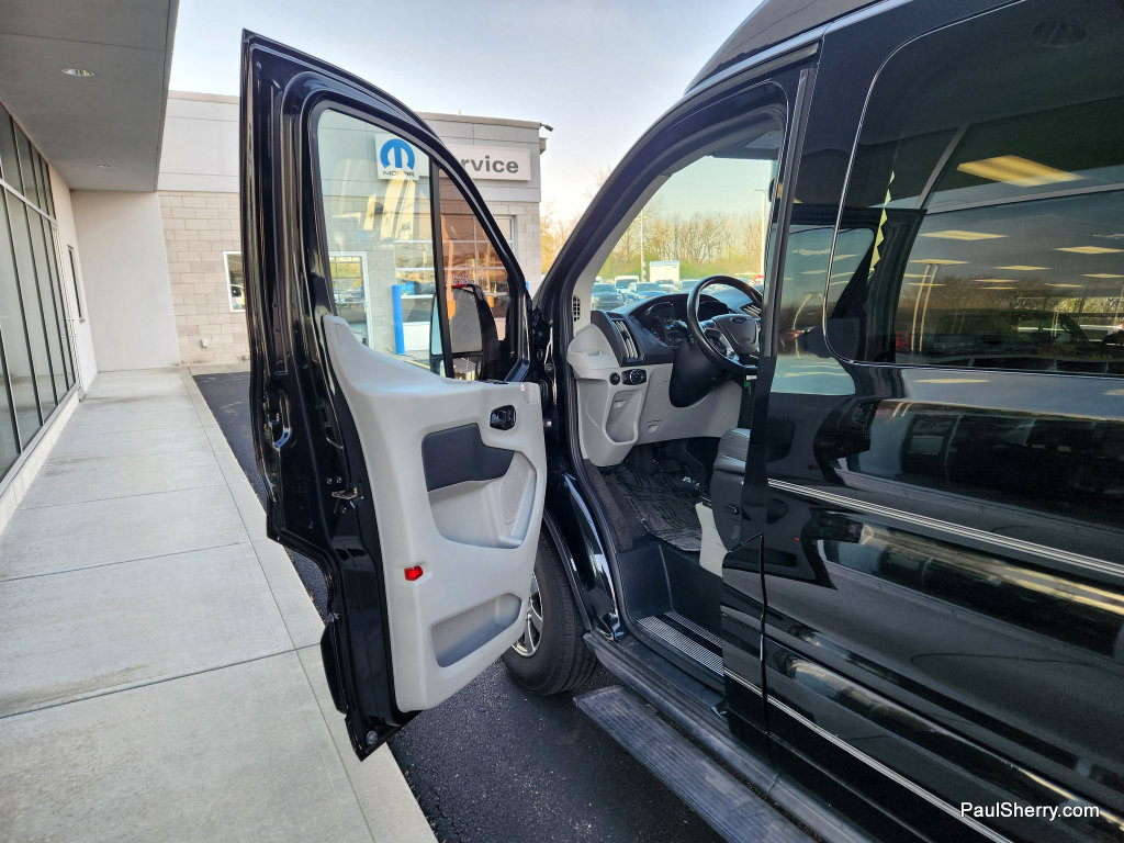 Used 2019 Ford Transit 150 148 Low Roof w/ Exterior Upgrade Package image 37