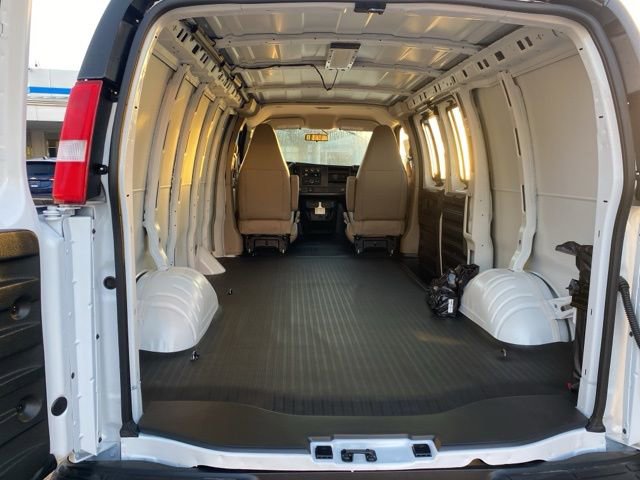 New 2026 Chevrolet Express 2500 RWD image 12