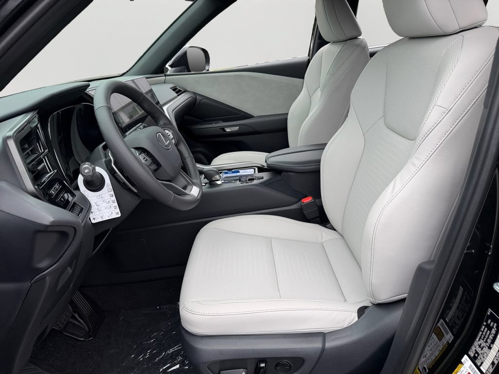New 2026 Lexus TX 350 AWD image 13