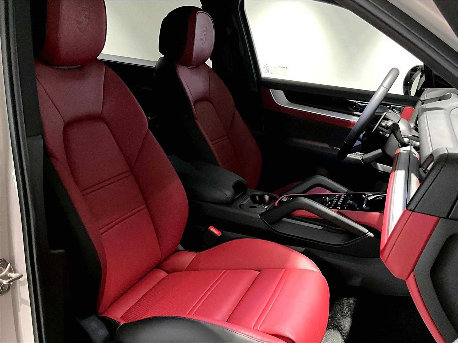 New 2026 Porsche Cayenne S AWD/4WD image 19