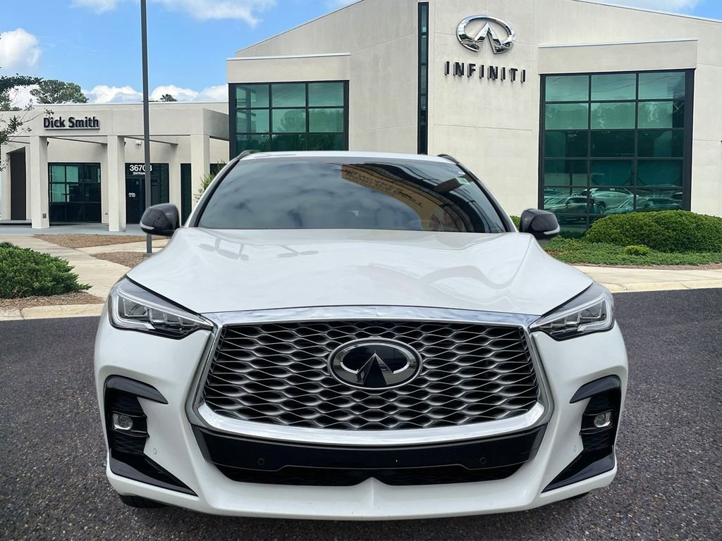 Used 2025 INFINITI QX55 Essential image 2