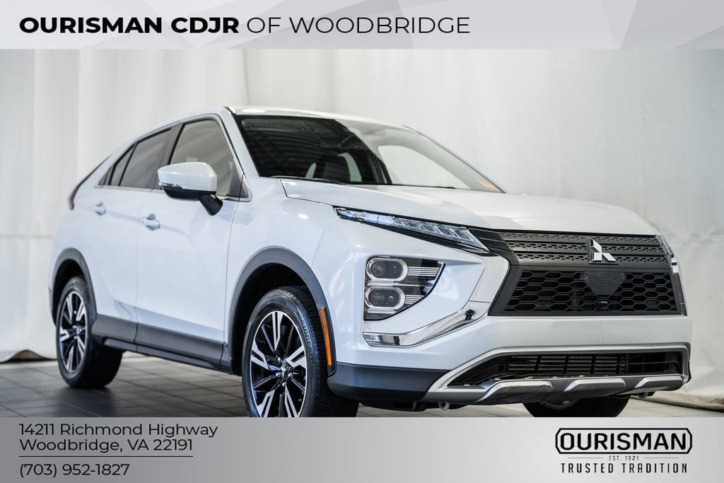 Used 2025 Mitsubishi Eclipse Cross SE image 1