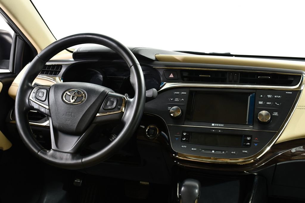 Used 2013 Toyota Avalon Limited image 8