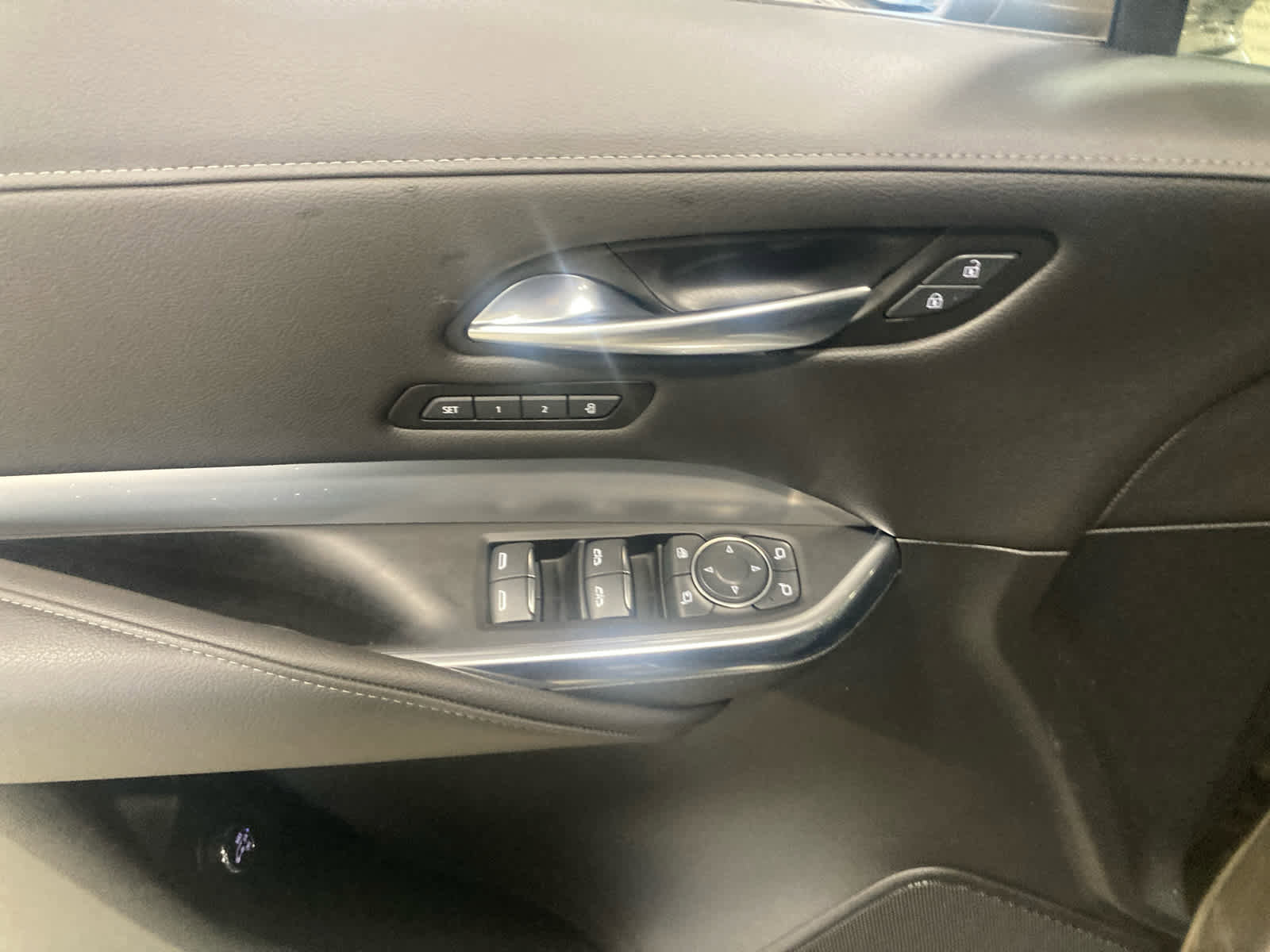 Used 2020 Cadillac XT4 Premium Luxury image 18