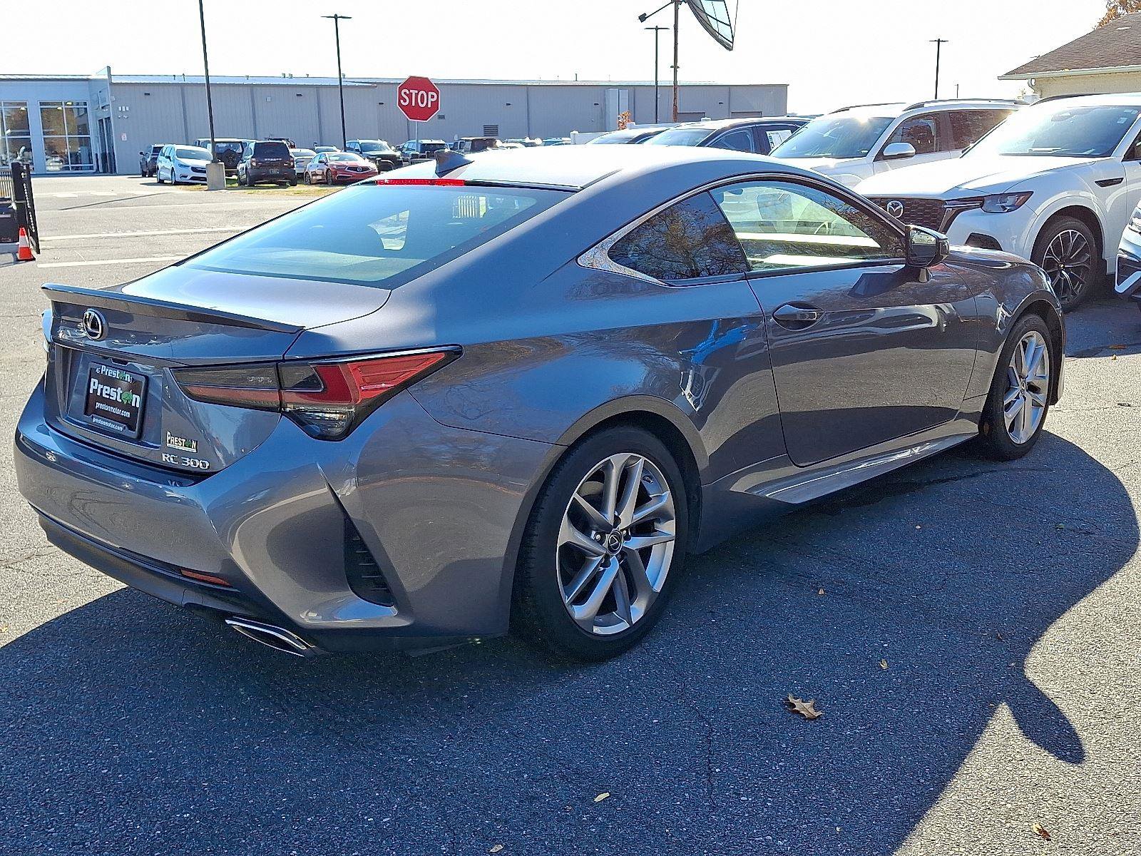 Used 2019 Lexus RC 300 image 4