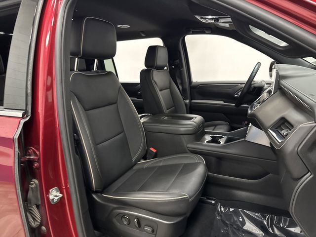 Used 2024 GMC Yukon XL SLT image 32