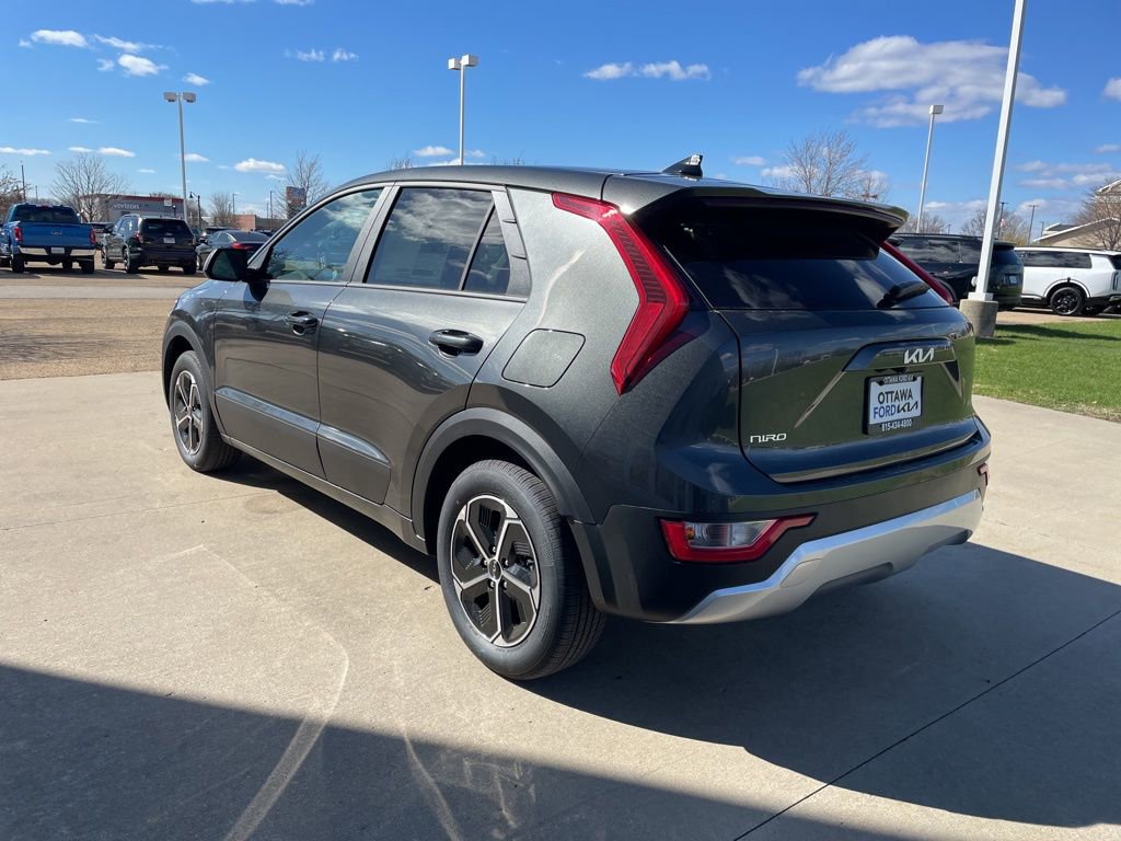 New 2026 Kia Niro LX image 7