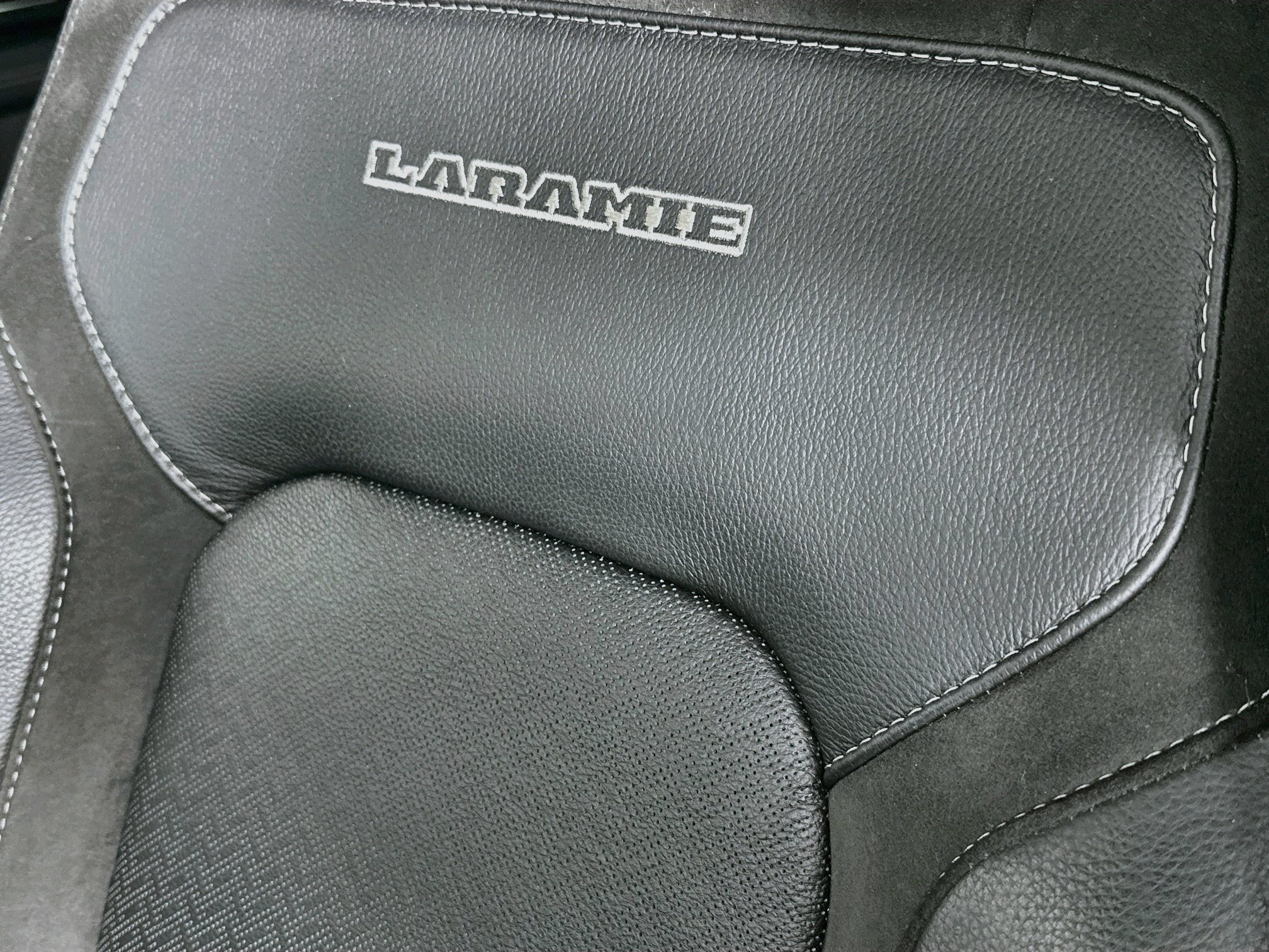 Used 2023 RAM 1500 Laramie AWD/4WD image 20