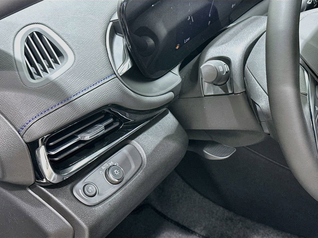 New 2026 Buick Envista Sport Touring w/ Convenience I Package FWD image 10