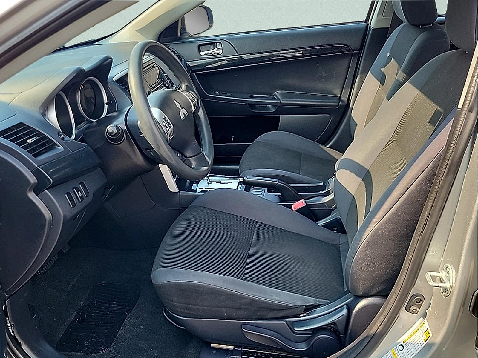 Used 2016 Mitsubishi Lancer ES AWD/4WD image 13
