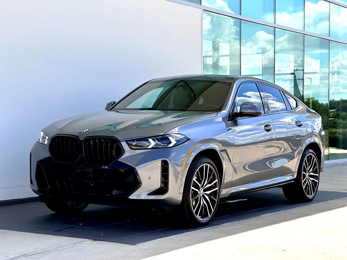 New 2026 BMW X6 xDrive40i w/ Climate Comfort Package image 9