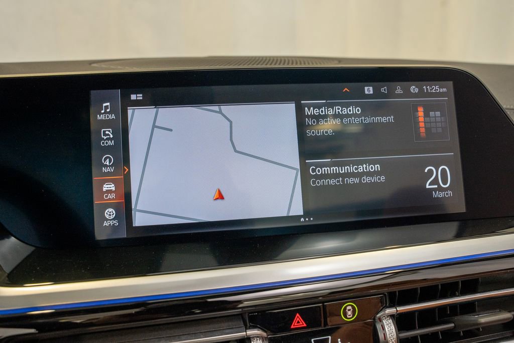 Used 2025 BMW Z4 M40i w/ Edition image 17