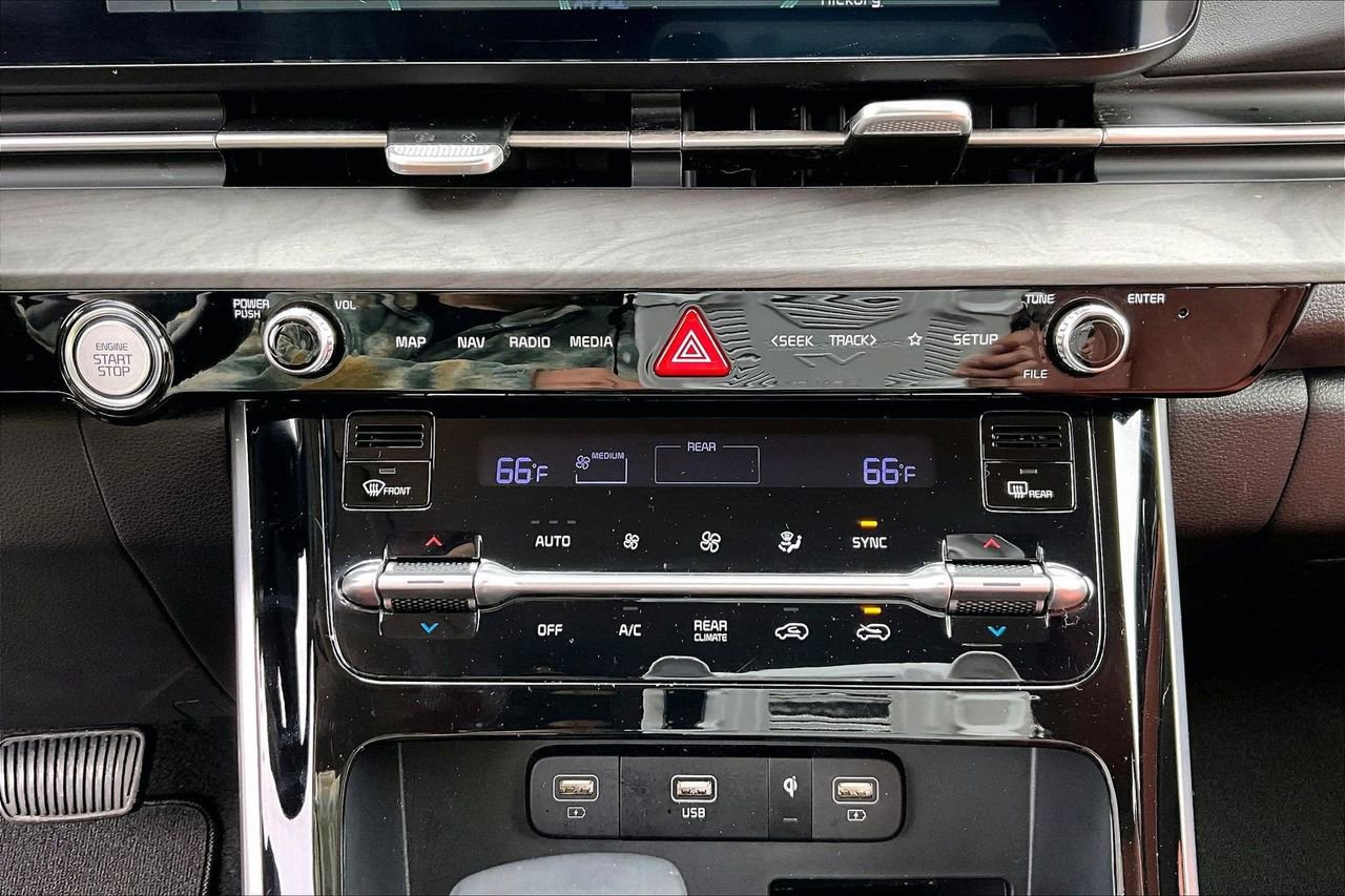 Used 2024 Kia Carnival SX image 18