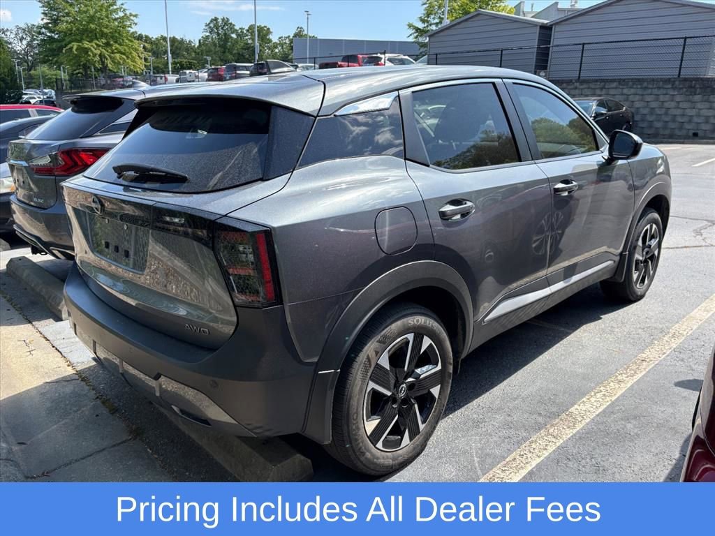Used 2025 Nissan Kicks SV w/ Charging Package AWD/4WD image 9