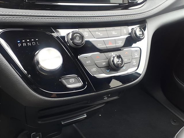 New 2026 Chrysler Pacifica Select image 14