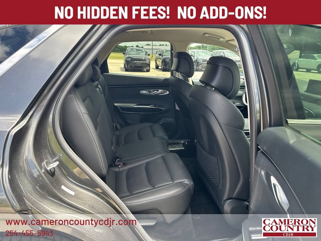 Used 2025 Genesis GV70 2.5T AWD/4WD image 16