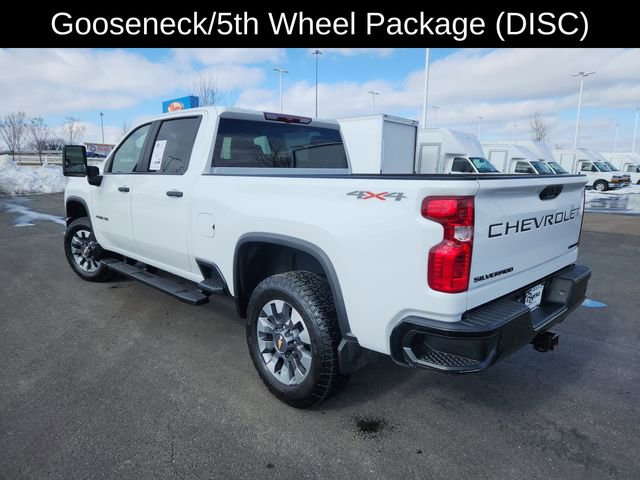 Used 2024 Chevrolet Silverado 2500 Custom w/ Custom Value Package image 5