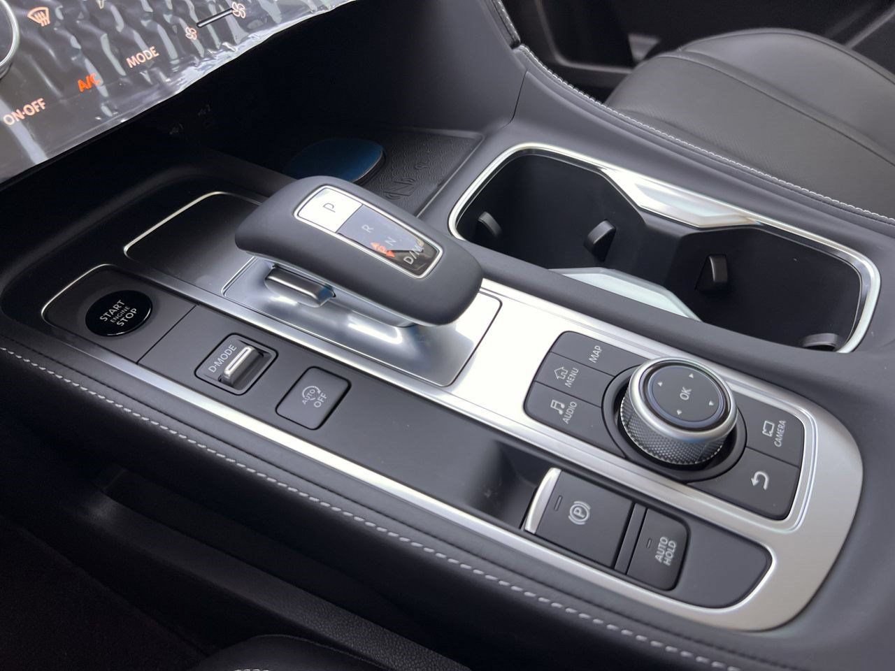 New 2027 INFINITI QX60 Luxe w/ Cargo Package FWD image 17