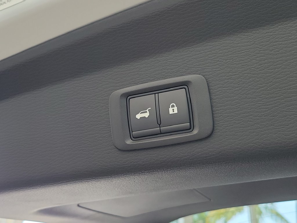 New 2026 Nissan Rogue Platinum AWD/4WD image 13