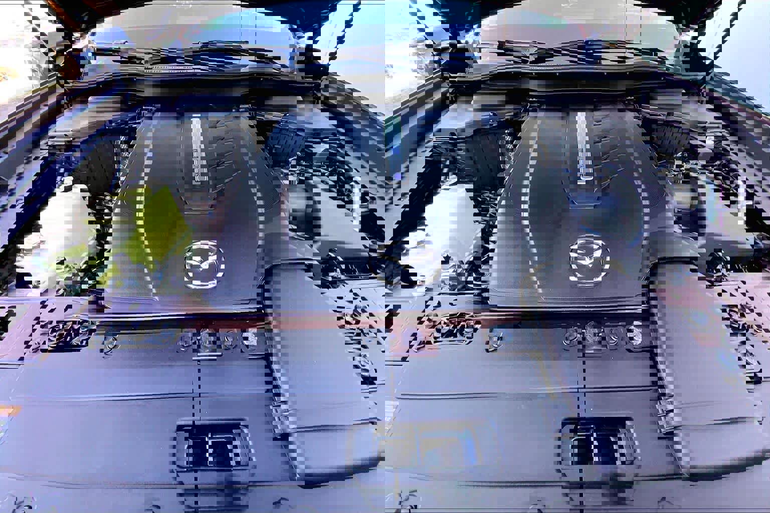 Used 2024 MAZDA CX-90 Plug-In Hybrid w/ Premium Pkg image 30