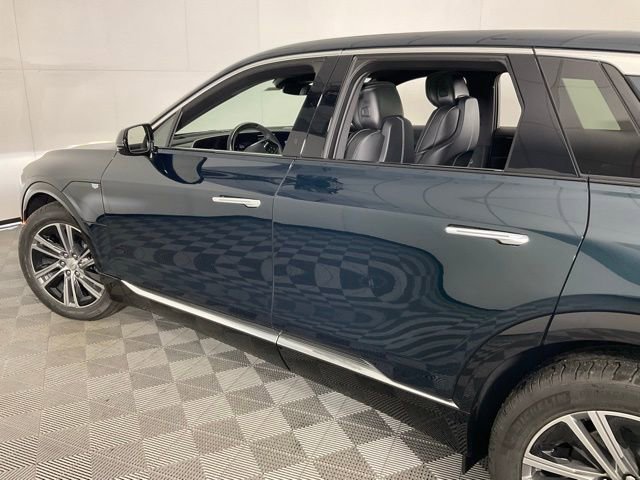 New 2026 Cadillac Lyriq Luxury w/ LPO, Floor Liner Package RWD image 30