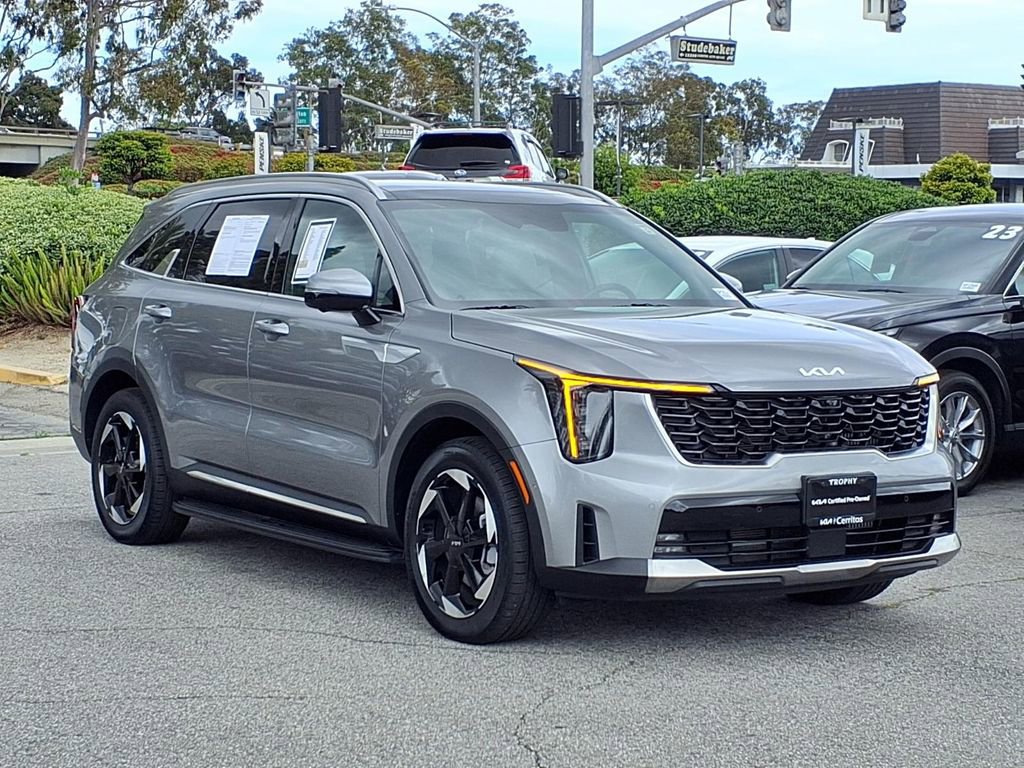 Certified 2025 Kia Sorento SX Prestige AWD/4WD image 5
