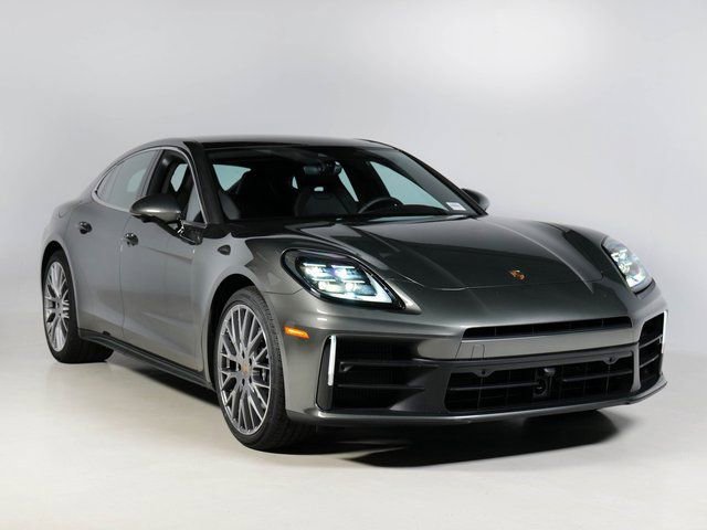 New 2025 Porsche Panamera 4 image 7
