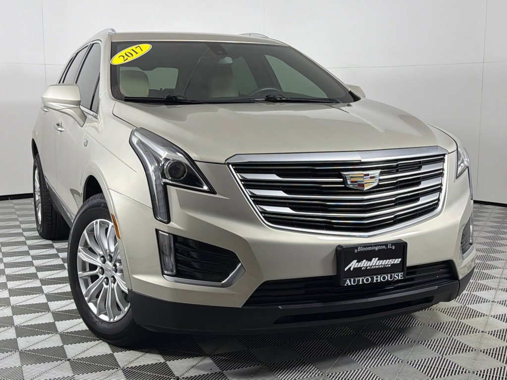 Used 2017 Cadillac XT5 FWD image 2