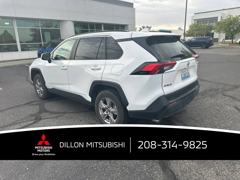 Used 2025 Toyota RAV4 XLE AWD/4WD image 8